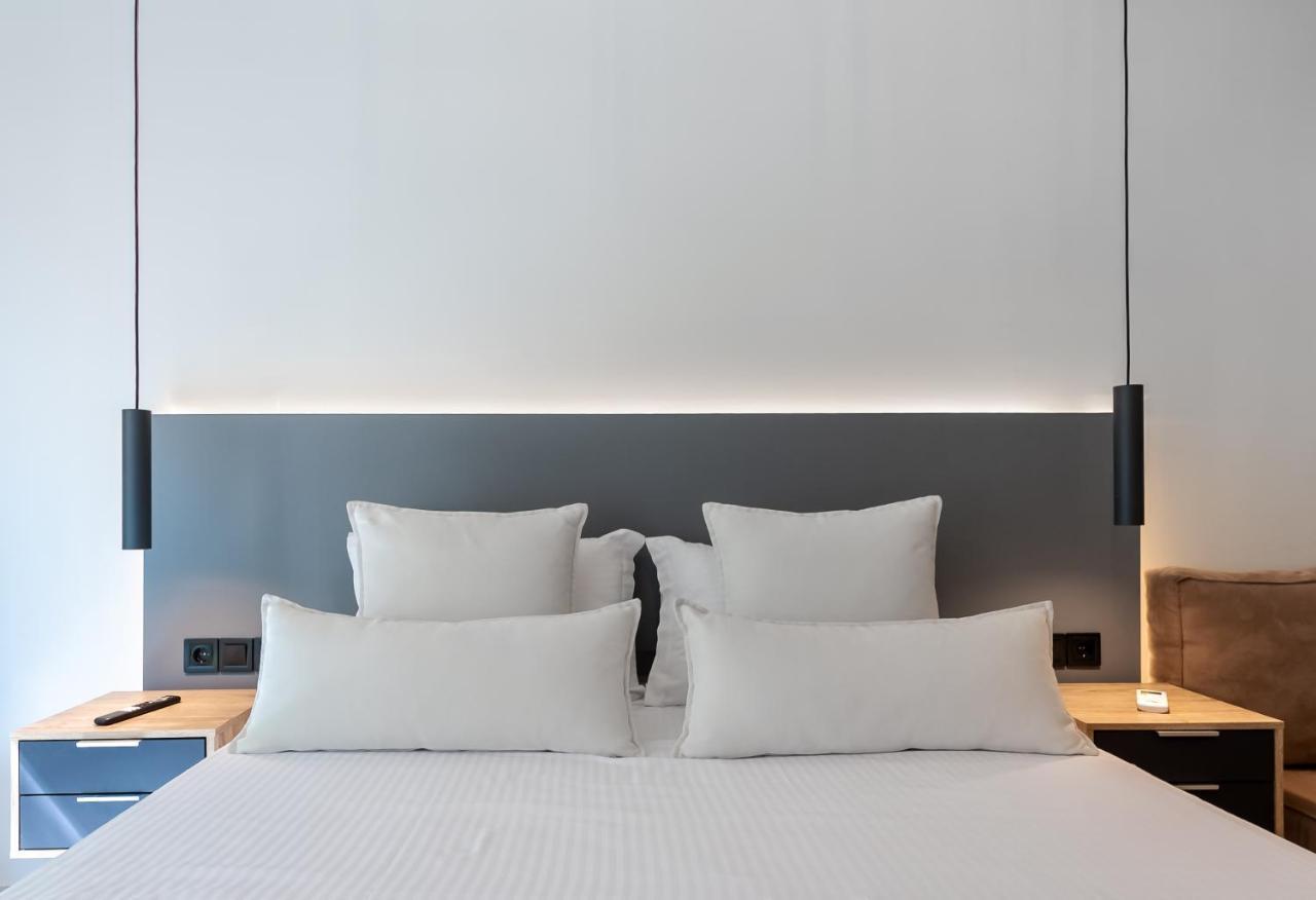 Furla Suites Athena Bagian luar foto