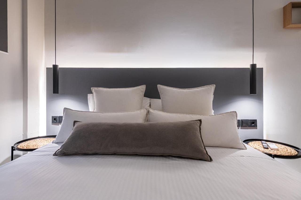 Furla Suites Athena Bagian luar foto