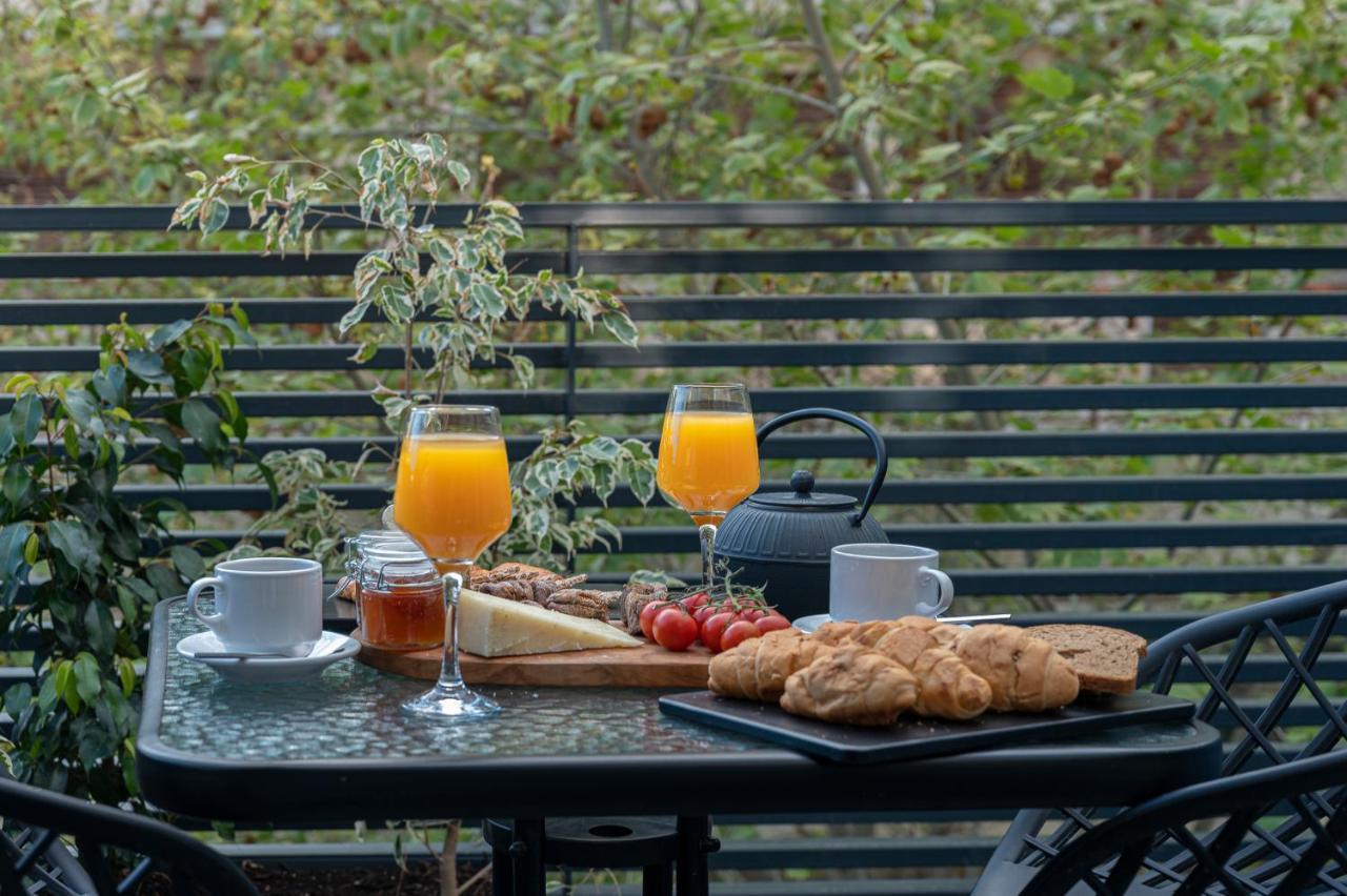 Furla Suites Athena Bagian luar foto