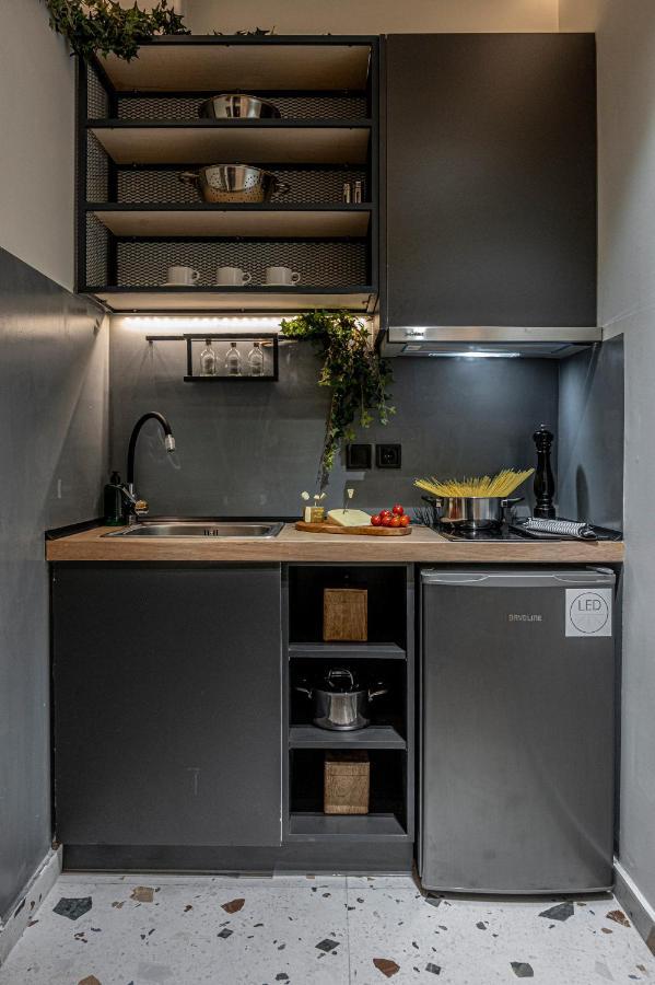 Furla Suites Athena Bagian luar foto